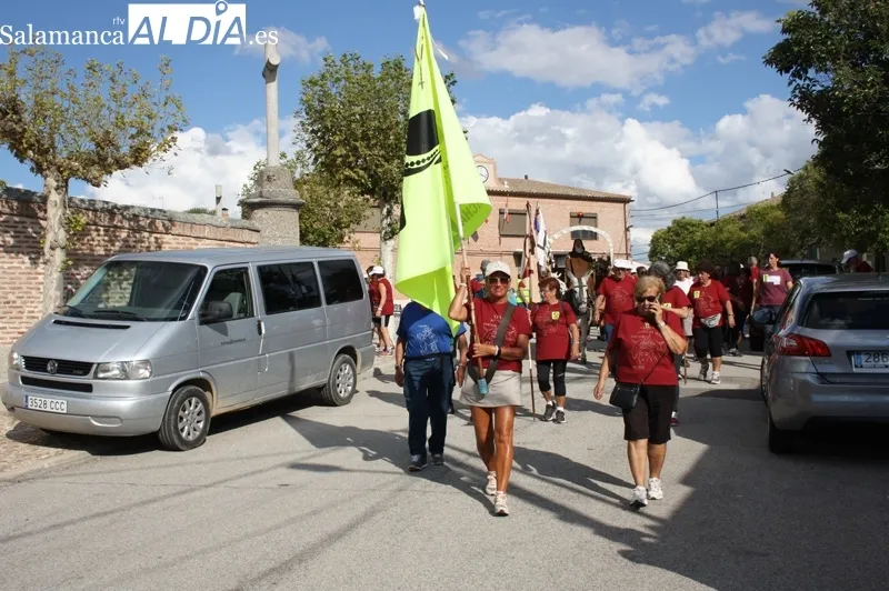 La Marcha Teresiana celebraba un año más la Comunión del higo en Aldeaseca de la Frontera
