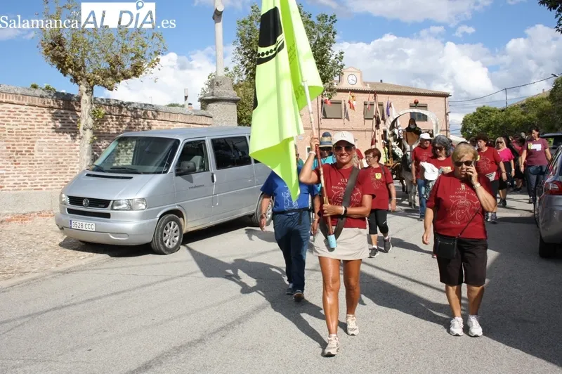 La Marcha Teresiana celebraba un año más la Comunión del higo en Aldeaseca de la Frontera