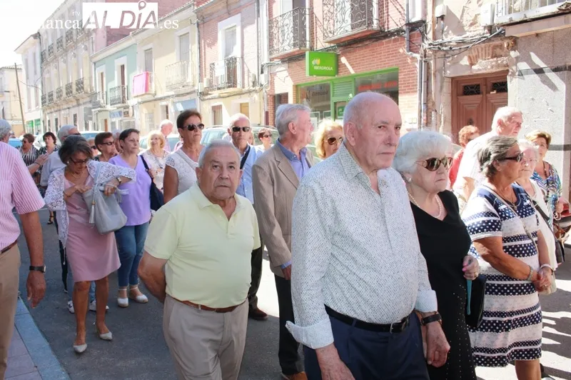 Peñaranda honraba a su patrón, San Miguel Arcángel, acompañándolo en su histórica procesión 