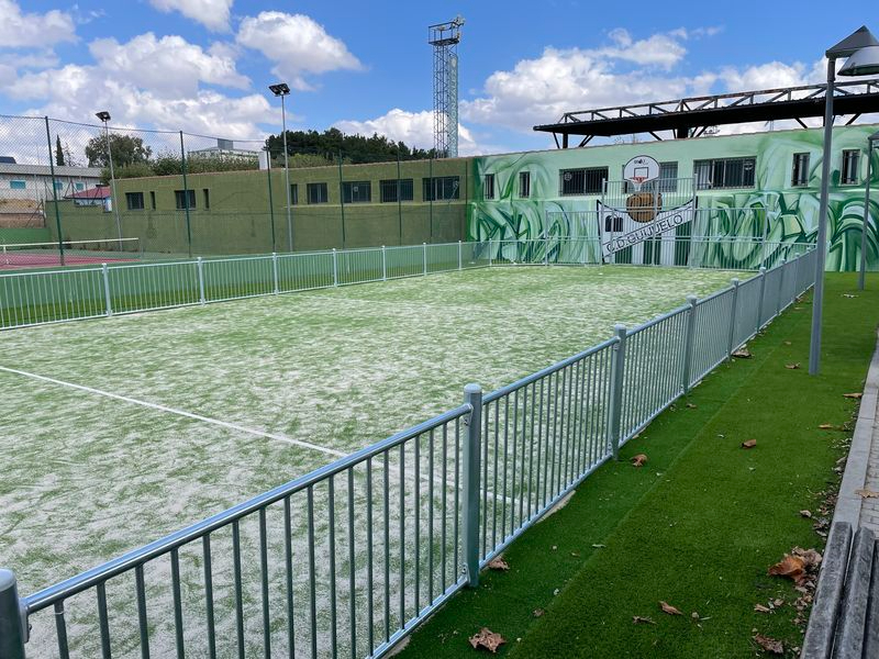 Nueva pista multideportiva, situada junto al campo de fútbol Municipal Luis Ramos