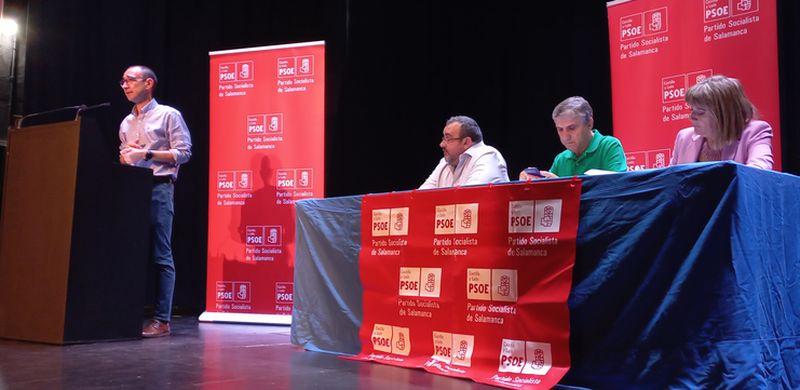 EL PSOE de Salamanca exige a la Junta que deje de mirar para otro lado en la crisis ganadera