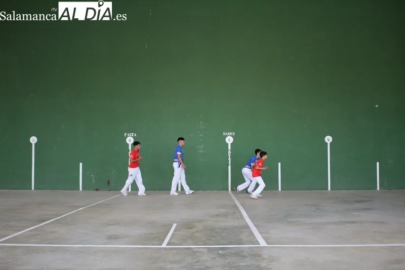 Emocionantes partidos de pelota los vividos este jueves en Villaseco de los Reyes / SILVESTRE