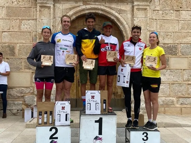 Foto 2 - Alberto Bravo, oro en el Triatl&oacute;n Sprint de Valbuena de Duero