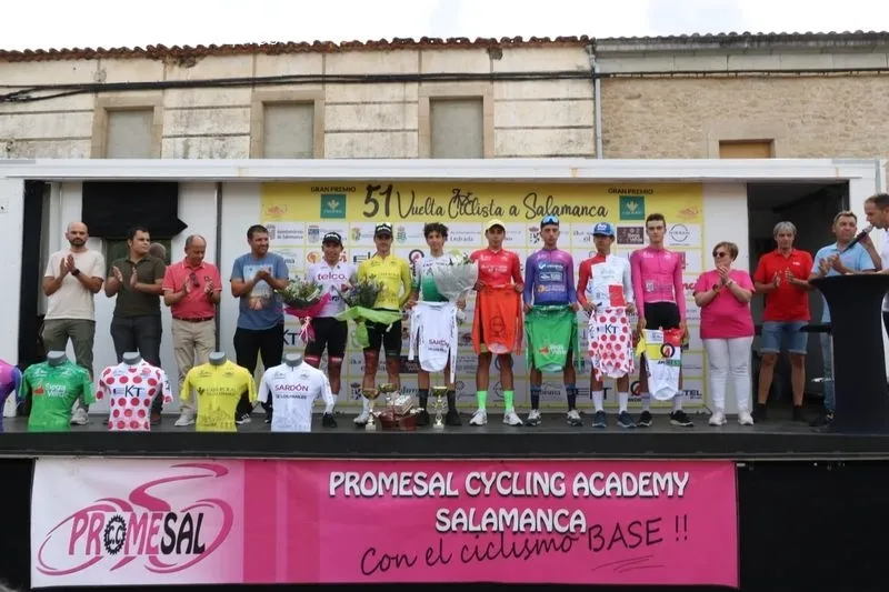Foto 3 - David Dom&iacute;nguez vence en Aldead&aacute;vila en la primera etapa de la Vuelta Ciclista Salamanca