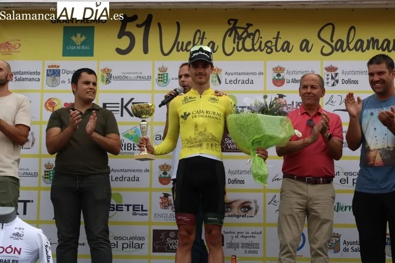 Foto 6 - David Dom&iacute;nguez vence en Aldead&aacute;vila en la primera etapa de la Vuelta Ciclista Salamanca