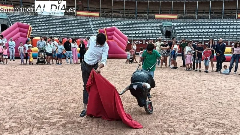 Imágenes de una jornada lúdica en La Glorieta. Fotos: Toni Sánchez