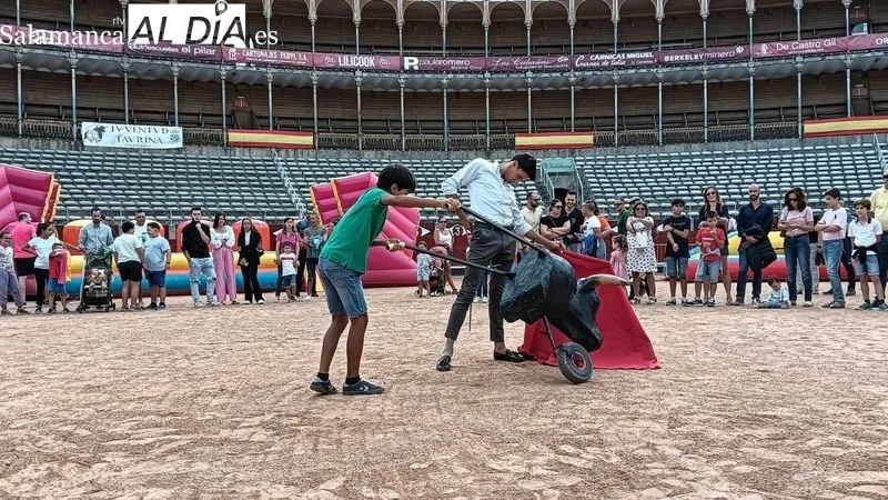 Imágenes de una jornada lúdica en La Glorieta. Fotos: Toni Sánchez
