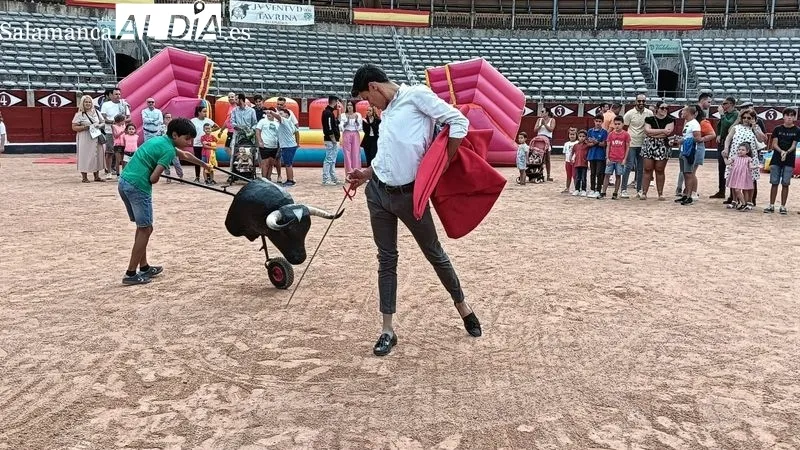 Imágenes de una jornada lúdica en La Glorieta. Fotos: Toni Sánchez