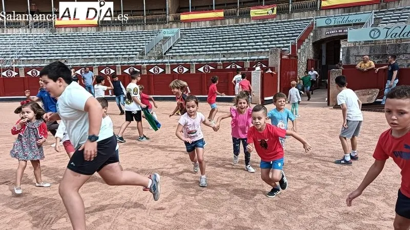 Imágenes de una jornada lúdica en La Glorieta. Fotos: Toni Sánchez