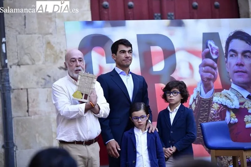 Foto 16 - Salamanca rinde homenaje a L&oacute;pez Chaves: "Aqu&iacute; empez&oacute; todo y aqu&iacute; acabar&aacute;"&nbsp;