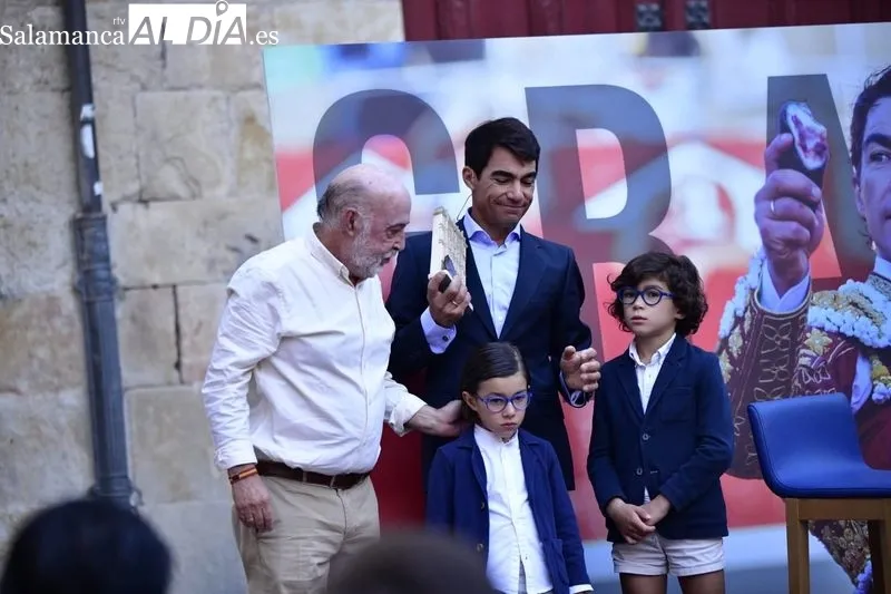 Foto 13 - Salamanca rinde homenaje a L&oacute;pez Chaves: "Aqu&iacute; empez&oacute; todo y aqu&iacute; acabar&aacute;"&nbsp;