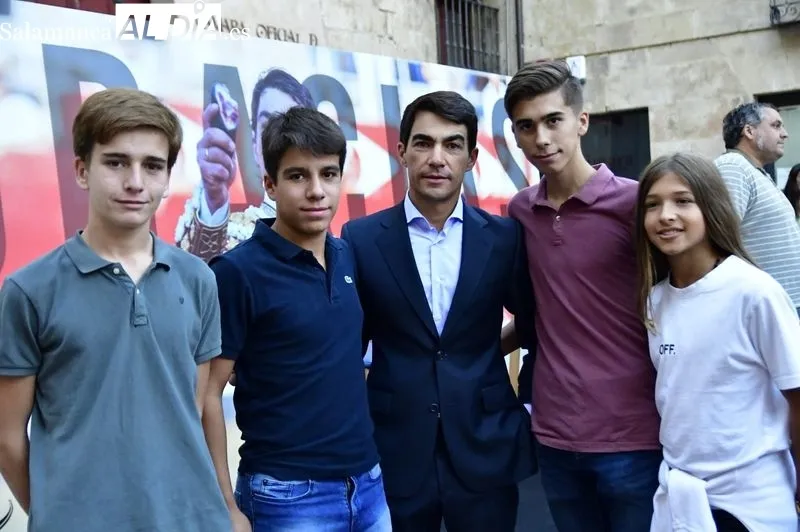 Foto 11 - Salamanca rinde homenaje a L&oacute;pez Chaves: "Aqu&iacute; empez&oacute; todo y aqu&iacute; acabar&aacute;"&nbsp;