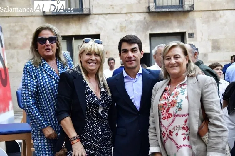 Foto 9 - Salamanca rinde homenaje a L&oacute;pez Chaves: "Aqu&iacute; empez&oacute; todo y aqu&iacute; acabar&aacute;"&nbsp;