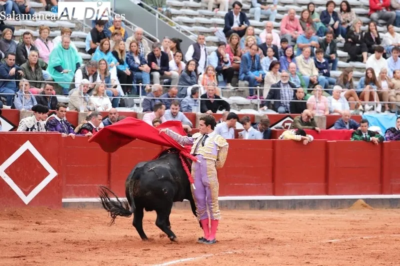 Foto 11 - Arrollador Ismael Mart&iacute;n en su debut en La Glorieta