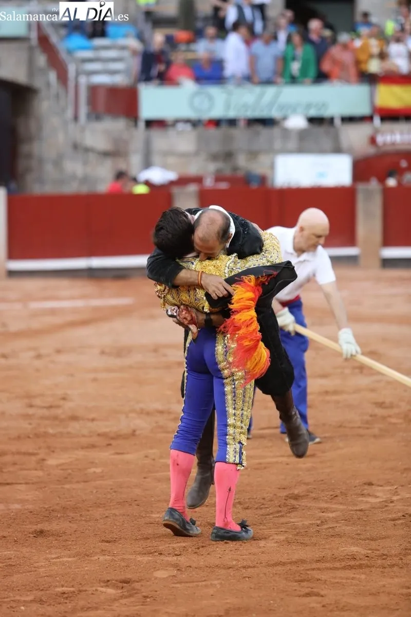 Foto 10 - Arrollador Ismael Mart&iacute;n en su debut en La Glorieta