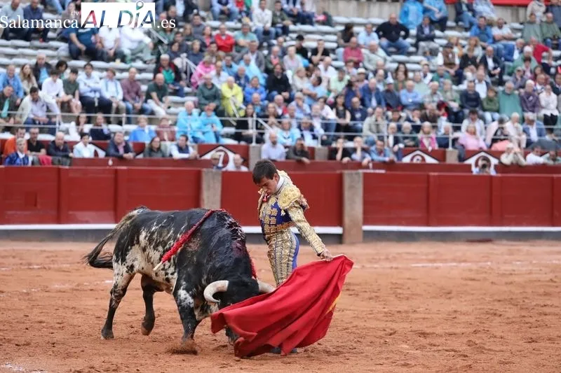 Foto 9 - Arrollador Ismael Mart&iacute;n en su debut en La Glorieta