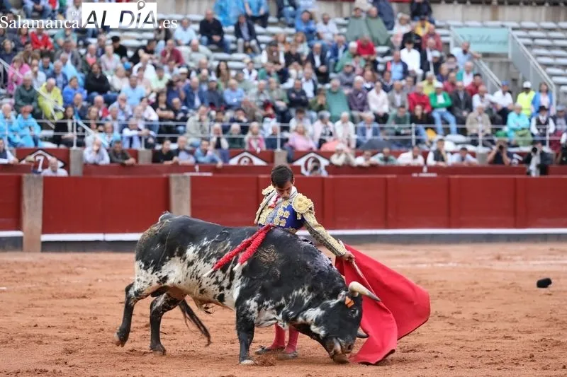 Foto 7 - Arrollador Ismael Mart&iacute;n en su debut en La Glorieta