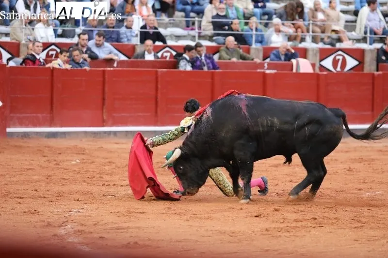 Foto 5 - Arrollador Ismael Mart&iacute;n en su debut en La Glorieta