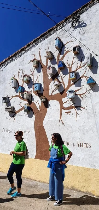 Encuentro anual de la Asociación de Vecinos de Majuges en Villavieja y Pedro Álvaro