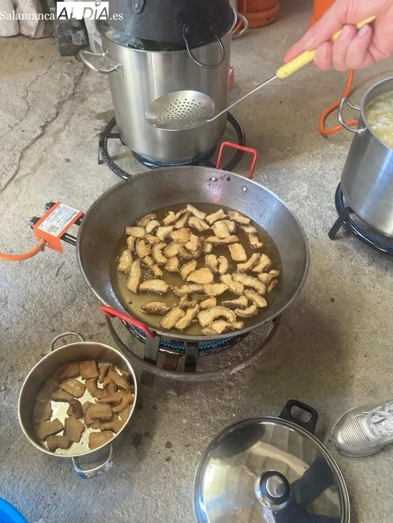 En Cerralbo inician las fiestas de las Madrinas con un contundente menú