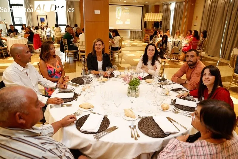 V Comida Solidaria contra el cáncer infantil de Pyfano. Fotos: David Sañudo