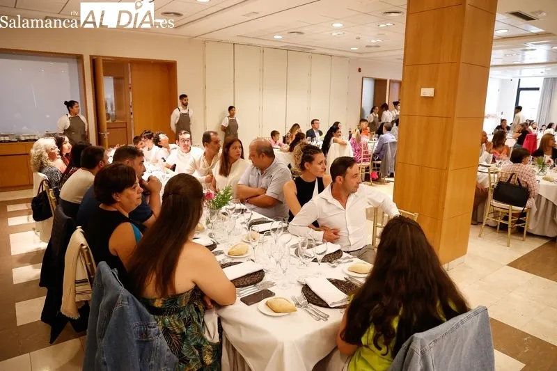 V Comida Solidaria contra el cáncer infantil de Pyfano. Fotos: David Sañudo