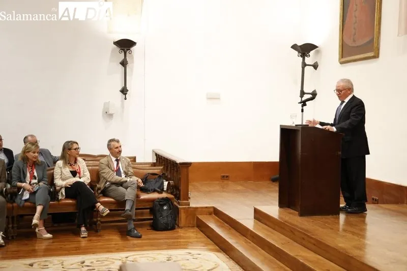 Homenaje en la USAL al profesor Manuel Ángel Vázquez Méndez. Foto de David Sañudo
