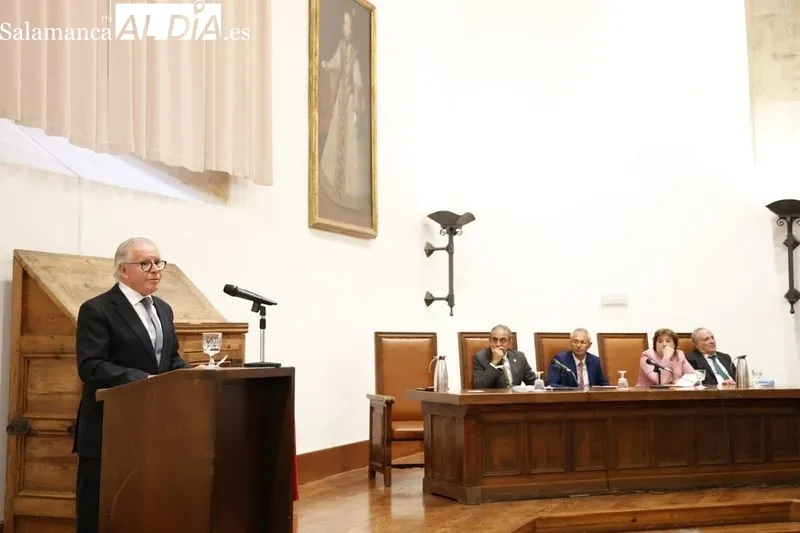 Homenaje en la USAL al profesor Manuel Ángel Vázquez Méndez. Foto de David Sañudo