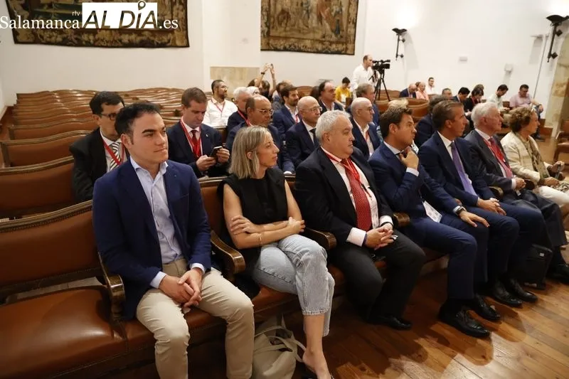 Homenaje en la USAL al profesor Manuel Ángel Vázquez Méndez. Foto de David Sañudo