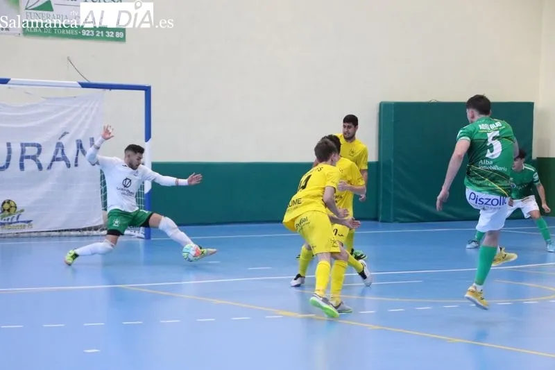 Foto 9 - El Stellae FS acaba con la imbatibilidad del Piensos Dur&aacute;n Albense (2-7)