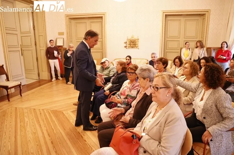 Acto en el Ayuntamiento de Salamanca con motivo del Día Mundial de Enfermos de Alzheimer. Foto de David Sañudo
