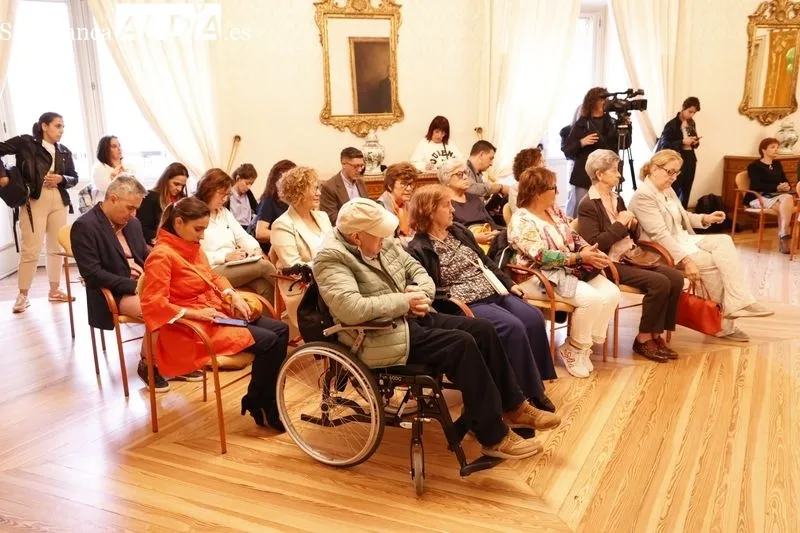 Acto en el Ayuntamiento de Salamanca con motivo del Día Mundial de Enfermos de Alzheimer. Foto de David Sañudo