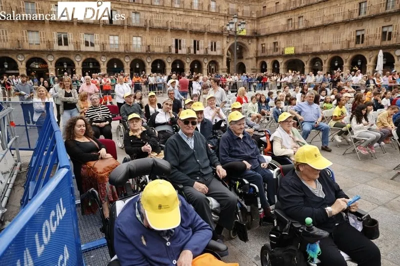 Concierto en la Plaza Mayor de la Banda de Música de la Policía Nacional. Foto de David Sañudo