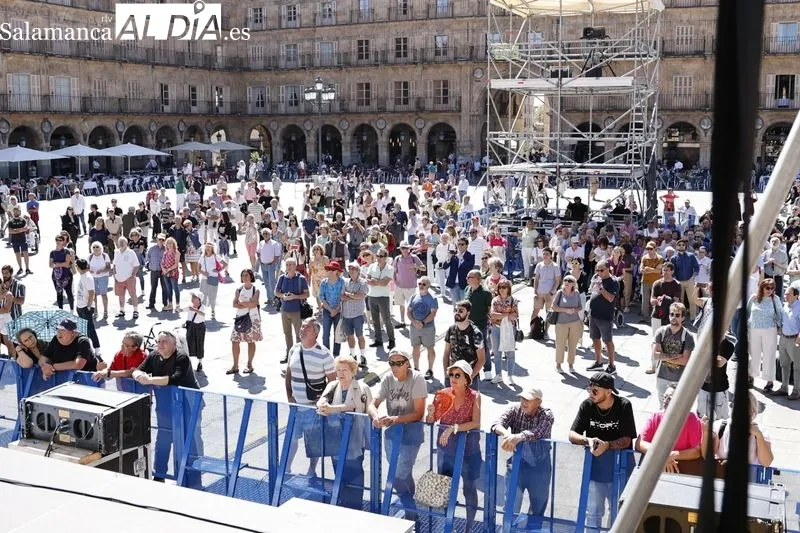 Recital de la Banda Municipal de Música en la Plaza Mayor. Foto de David Sañudo