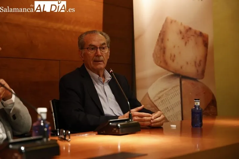 Presentación en la Cámara de Comercio del Congreso Cocina con Queso y Humor. Foto de David Sañudo