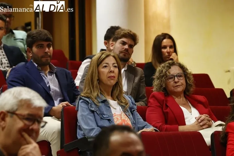Presentación en la Cámara de Comercio del Congreso Cocina con Queso y Humor. Foto de David Sañudo