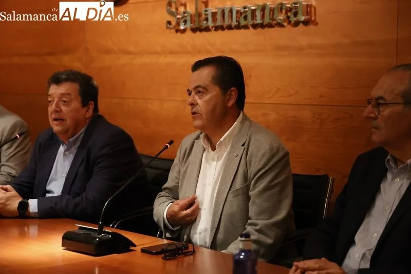 Presentación en la Cámara de Comercio del Congreso Cocina con Queso y Humor. Foto de David Sañudo