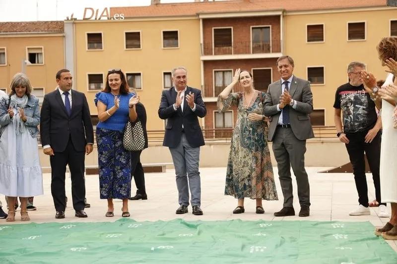 Actos contra el cáncer en la plaza de la Concordia. Foto de David Sañudo