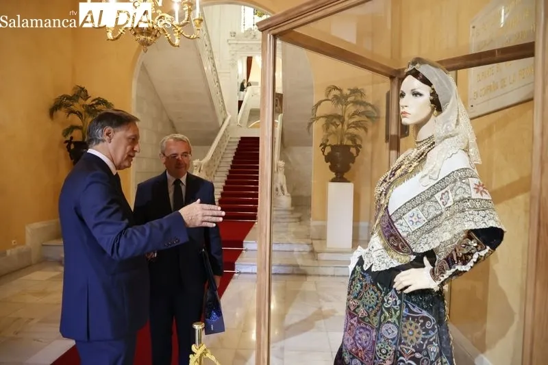 Visita al Ayuntamiento de Salamanca de Robert Krmelj, embajador de Eslovenia en España. Foto de David Sañudo