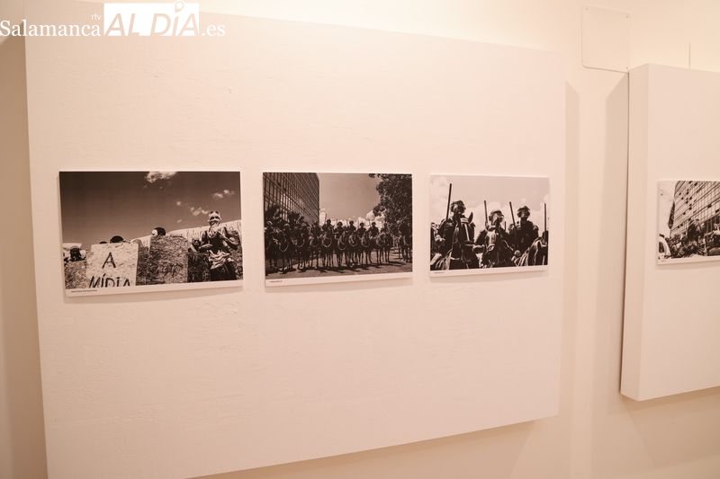 Exposición “Despertar do desatino”, del fotógrafo brasileño Mateus Vidigal en el Centro de Estudios Brasileños. Foto de David Sañudo