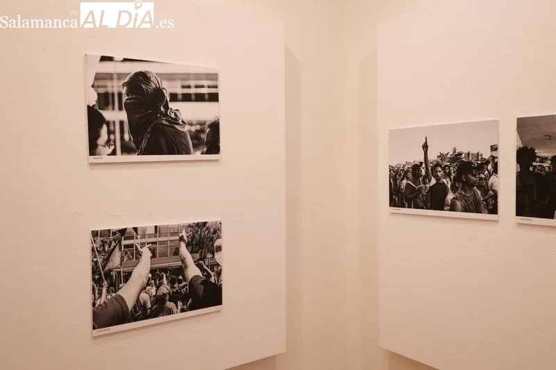 Exposición “Despertar do desatino”, del fotógrafo brasileño Mateus Vidigal en el Centro de Estudios Brasileños. Foto de David Sañudo