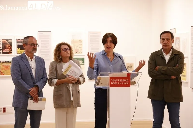 Exposición ‘Lengua y política’  en el Centro Internacional del Español y Actividades Culturales, en la plaza de los Bandos. Foto de David Sañudo