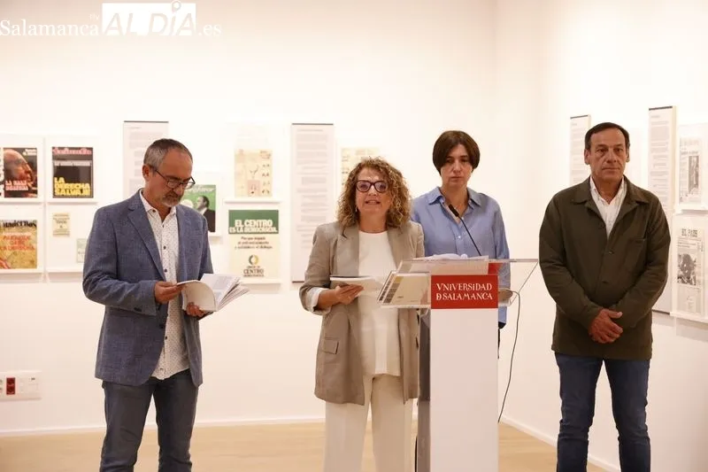 Exposición ‘Lengua y política’  en el Centro Internacional del Español y Actividades Culturales, en la plaza de los Bandos. Foto de David Sañudo
