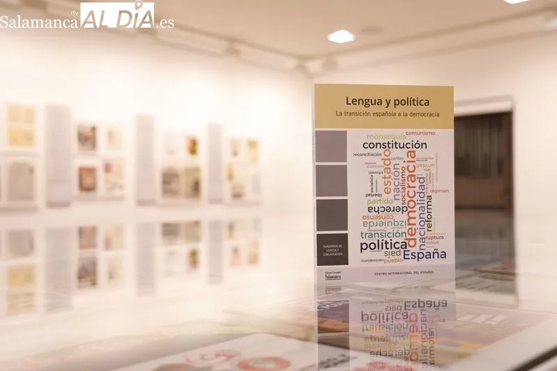Exposición ‘Lengua y política’  en el Centro Internacional del Español y Actividades Culturales, en la plaza de los Bandos. Foto de David Sañudo