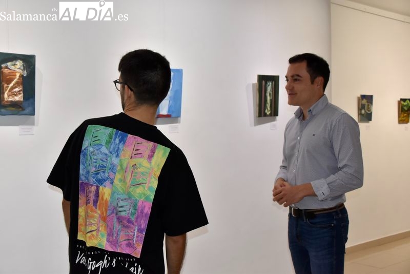 Exposición del artista Marcos Tapia en el Espacio Joven. Foto de Vanesa Martins