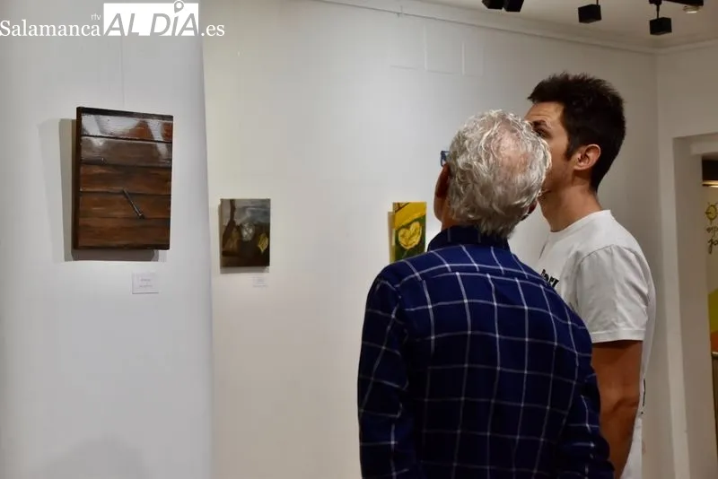 Exposición del artista Marcos Tapia en el Espacio Joven. Foto de Vanesa Martins