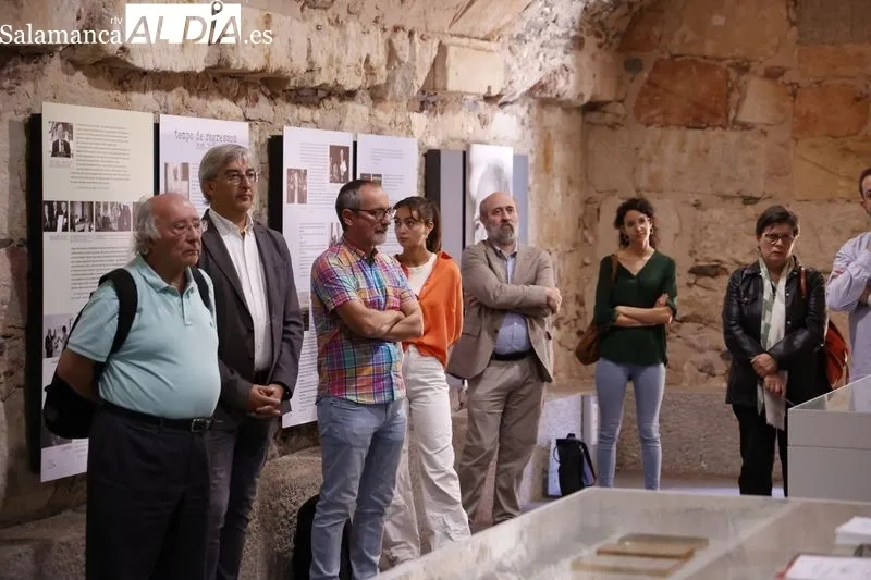 Exposición 'Eduardo Lourenço vida y obra de un heterodoxo', en la sala B de la Hospedería Fonseca. Foto de David Sañudo