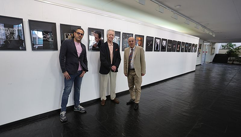 Foto 1 - Robert Royal inaugura su exposición fotográfica en la Facultad de Geografía e Historia
