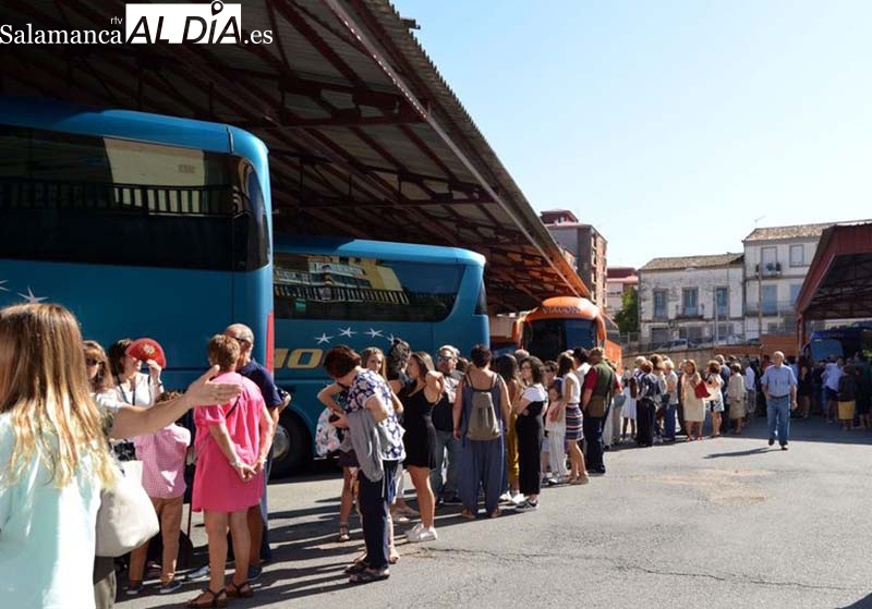 Foto 1 - El Ayuntamiento ofrecerá un servicio de autobús para el Día de la Virgen del Castañar