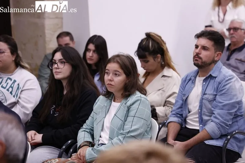 Presentación en la Torre de los Anaya de la VIII edición del Festival de Cortometrajes sobre Personas Mayores (FICMA). Foto de David Sañudo